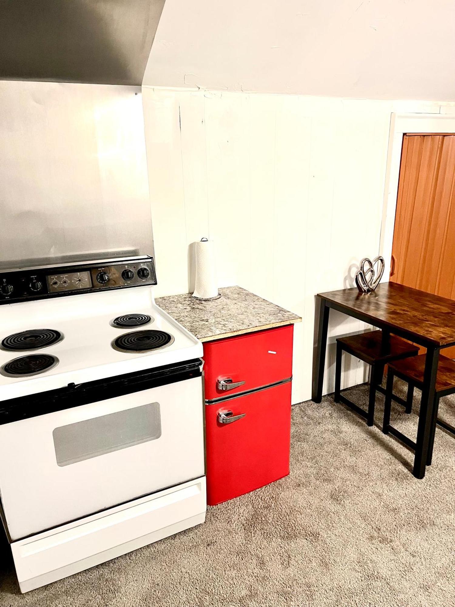 Two Bedroom Villa Studio With Fireplace & Living Room 底特律 外观 照片